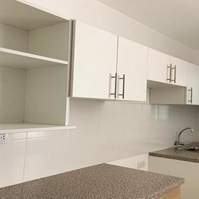 VENTA DE DEPARTAMENTO 1° PISO EN CONDOMINIO, URB. LA PLATA